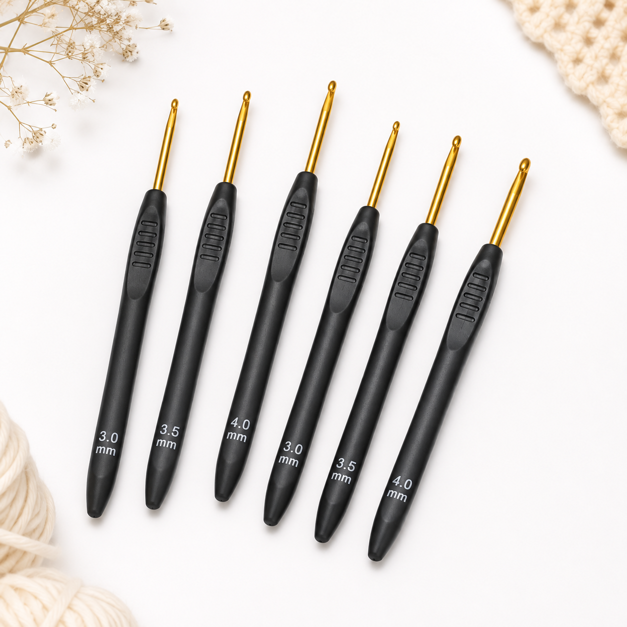 Gold Crochet Hook with Ergonomic Soft-Grip Plastic Handles